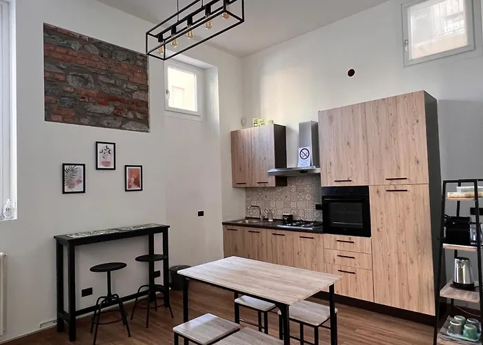 Apartment Openspacemonti82 A Pochi Passi Dal Duomo Di